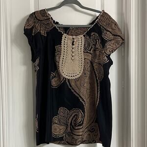 BCBGMAXAZRIA black paisley silk tunic top with crochet detail Size XL